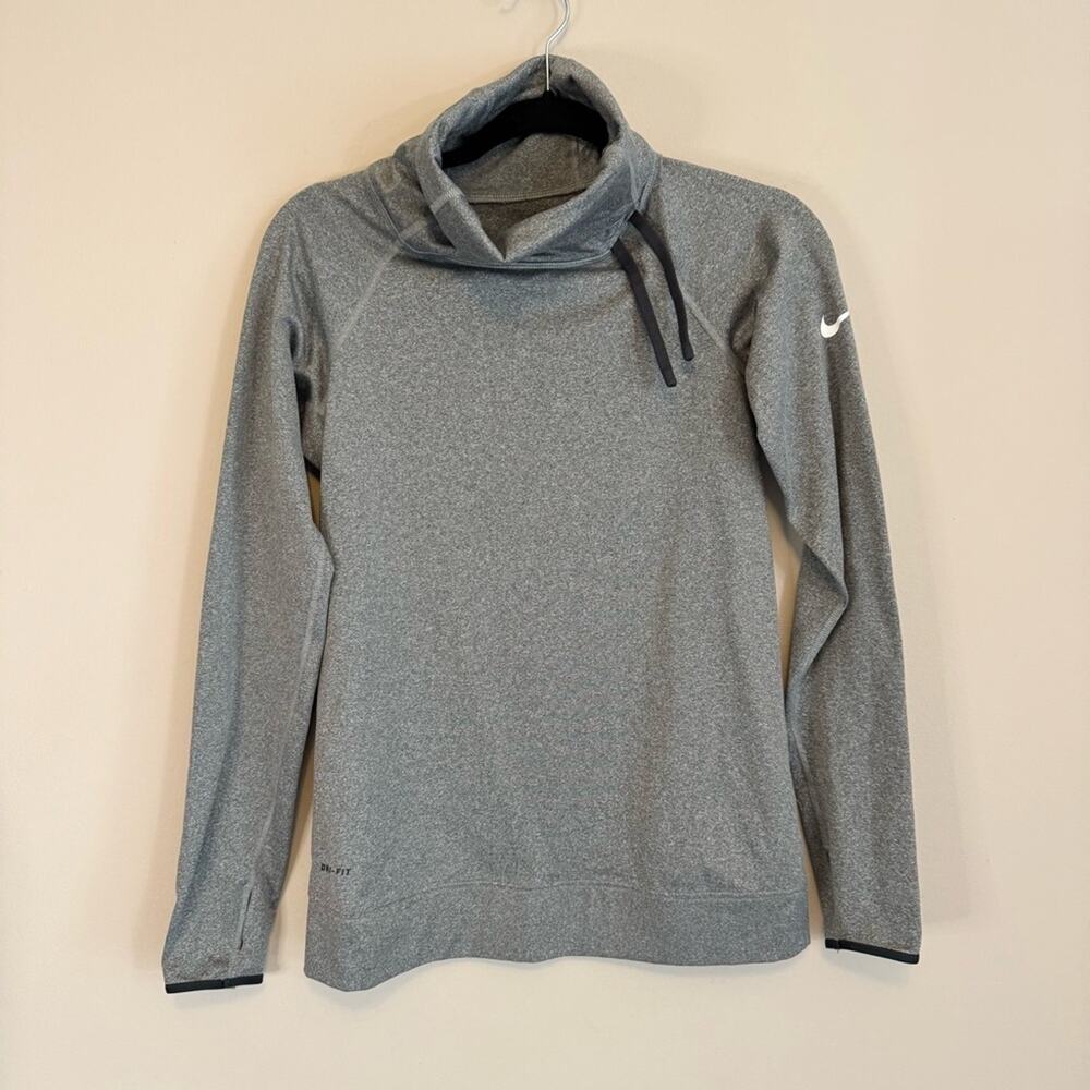 Nike‎ Pro Women's Gray Hyperwarm Cinch Neck Long Sleeve Sweater  Size Medium